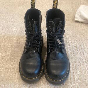 Dr. Marten 1460 Pascal Zipper Boot
